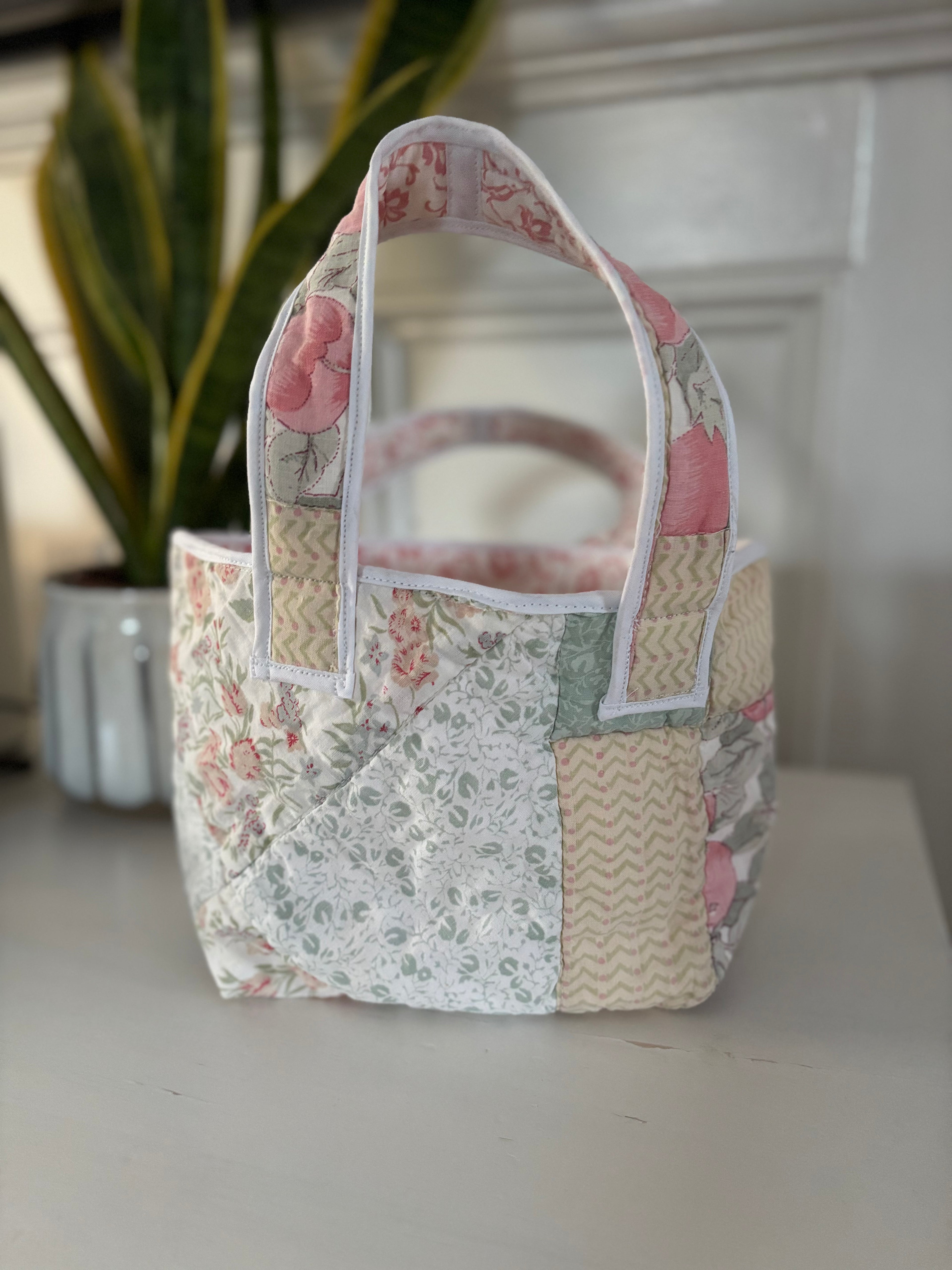 Quilt mini tote - Pink multi